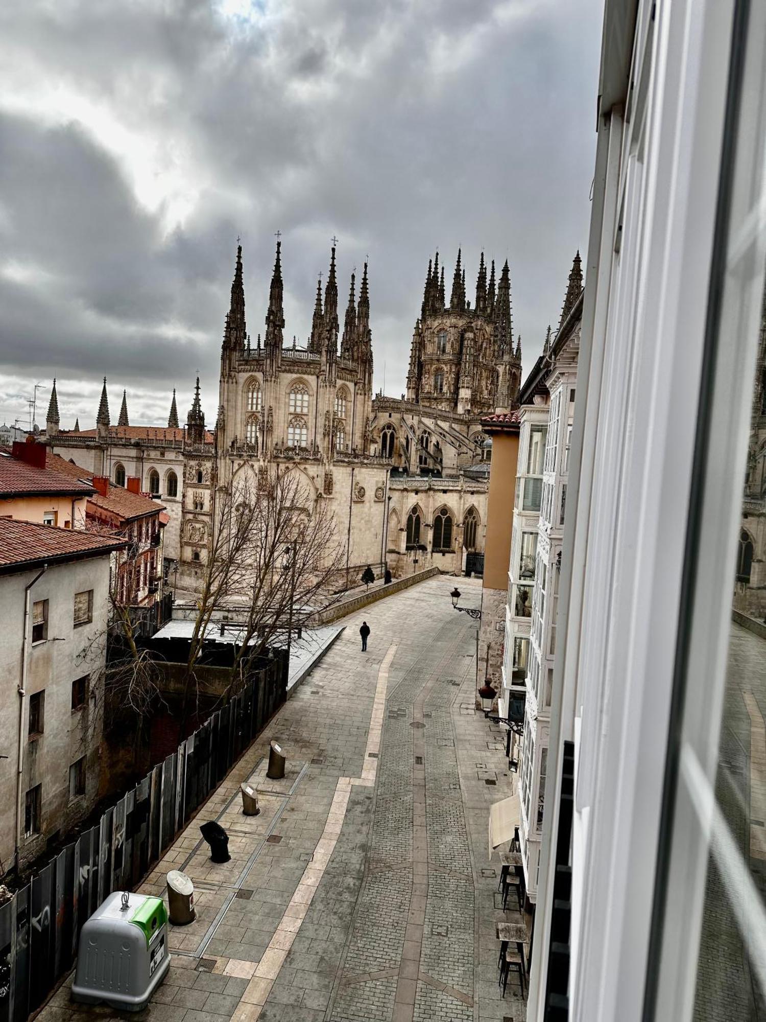 Atuaire Home Vista Catedral De Burgo Εξωτερικό φωτογραφία